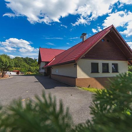 津斯基公寓 Rožnov pod Radhoštěm 外观 照片